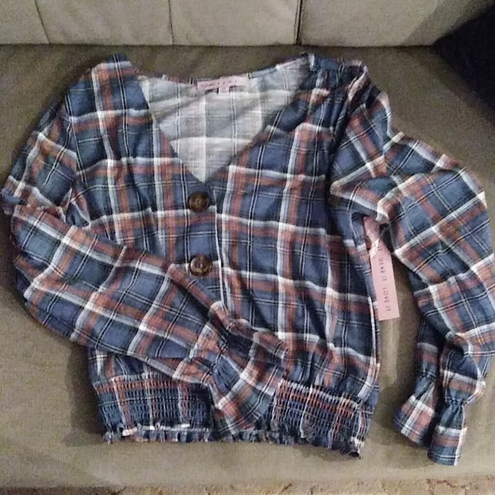 Cinched bottom 3/4 sleeves